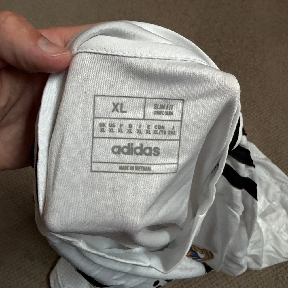 Real Madrid 2024 Adidas Home Jersey White HS5184 Slim Fit Mens XL